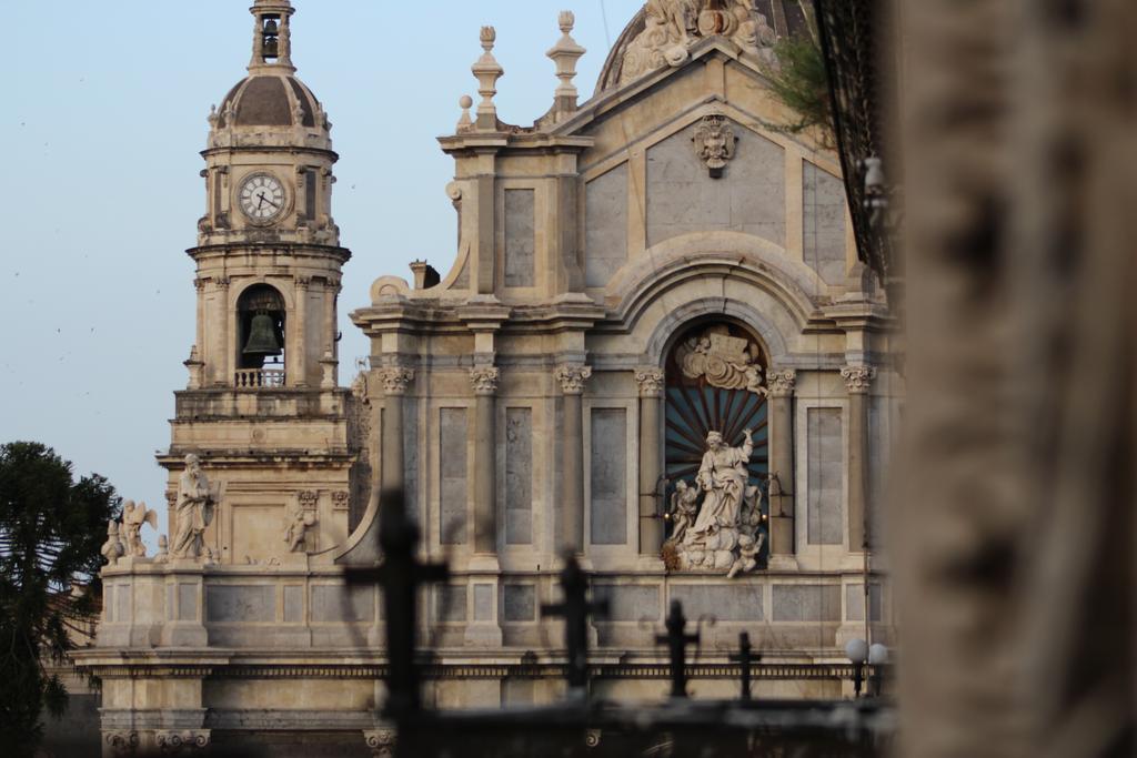Duomo Housing Catania Apartment ภายนอก รูปภาพ